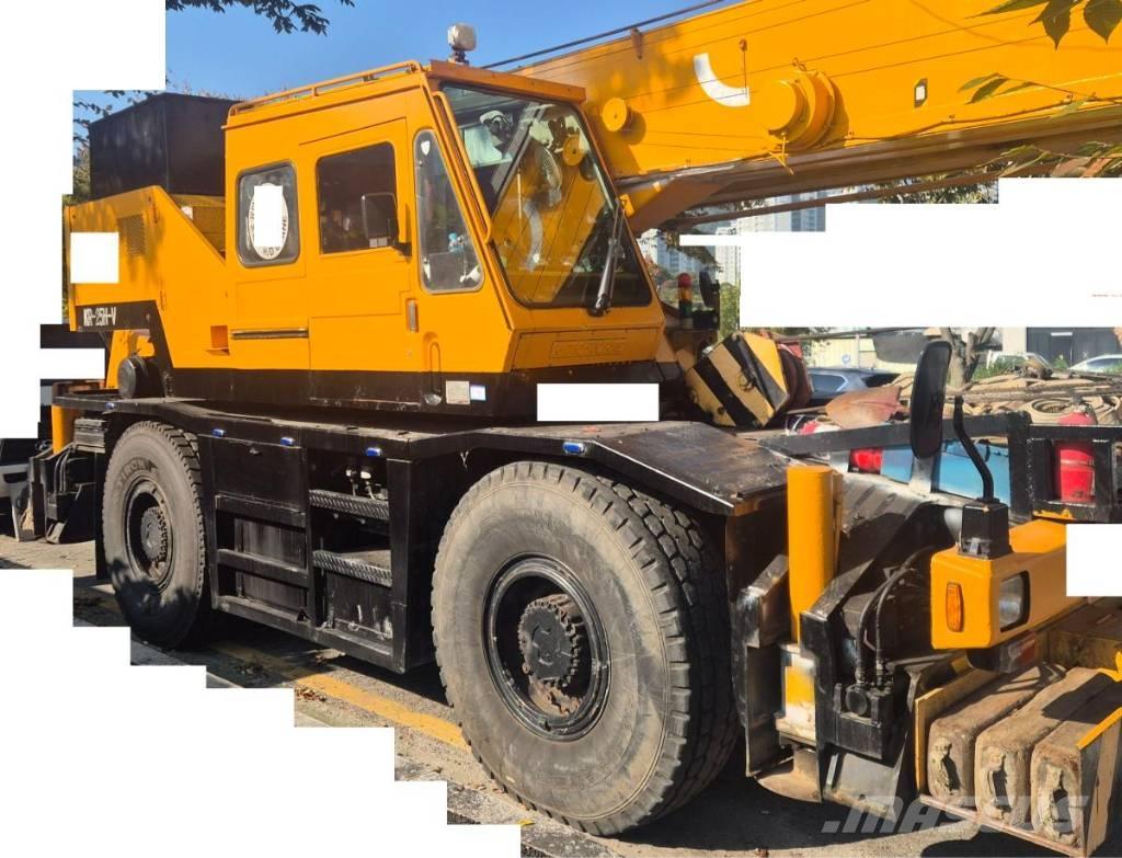 Kato SR 250 Grúas autopropulsadas