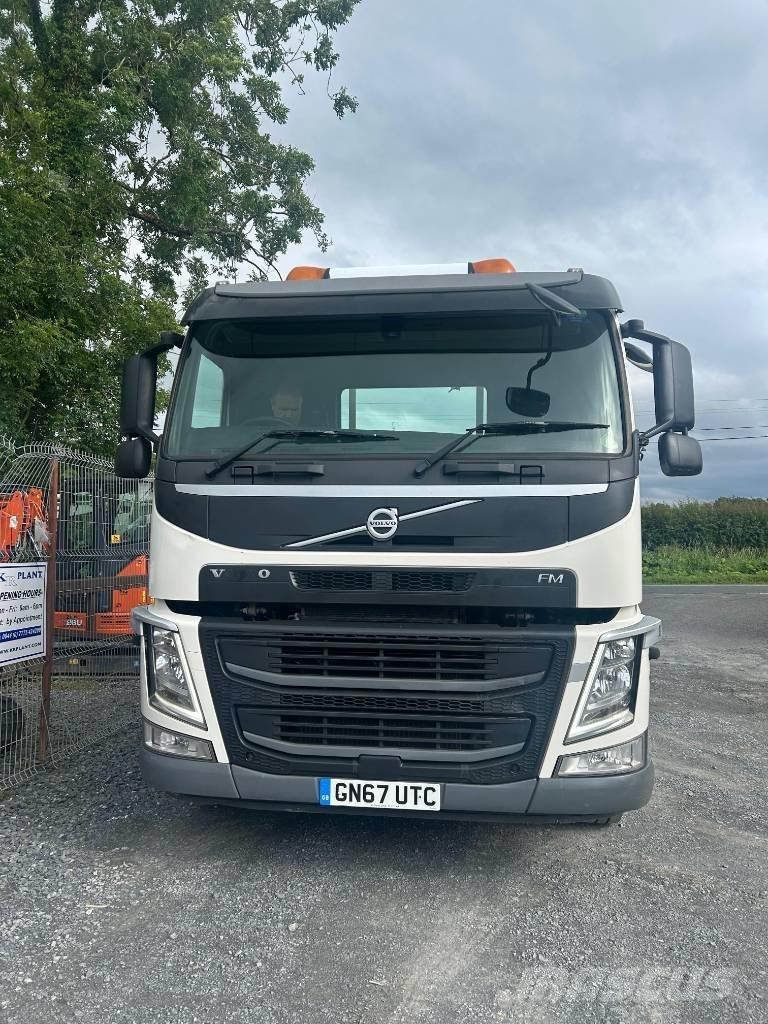 Volvo FM 11 330 Camiones chasis