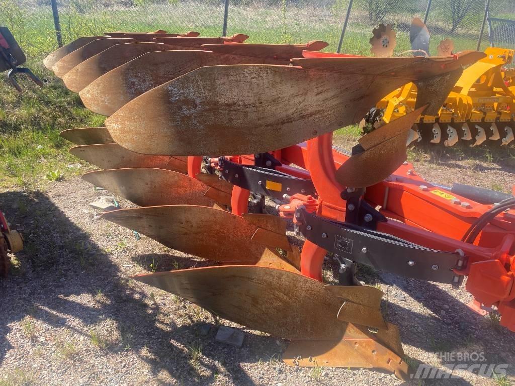 Kubota RM 300 SV Arados reversibles suspendidos