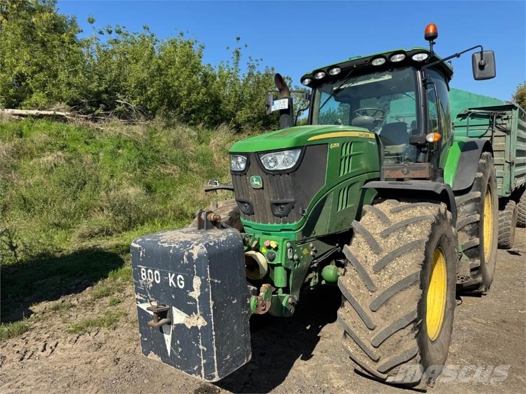 John Deere 6215 R Tractores
