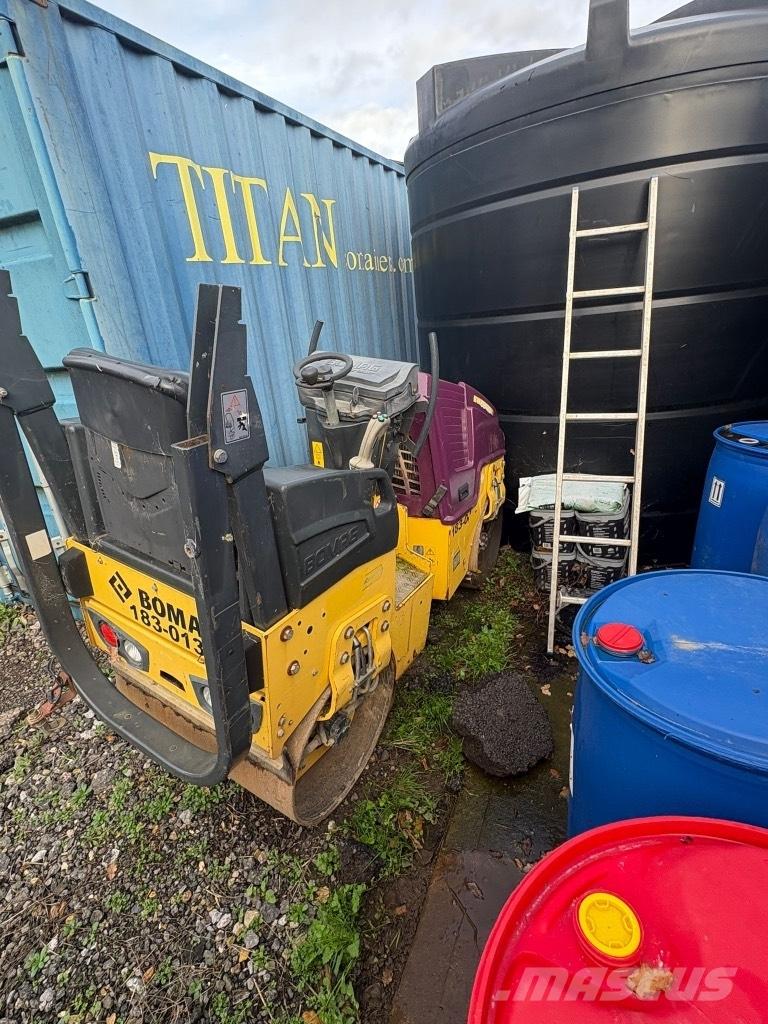 Bomag BW 80 AD-5 Rodillos de doble tambor