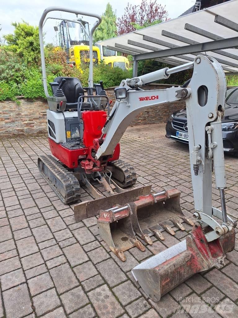Takeuchi TB 210 R Mini excavadoras < 7t