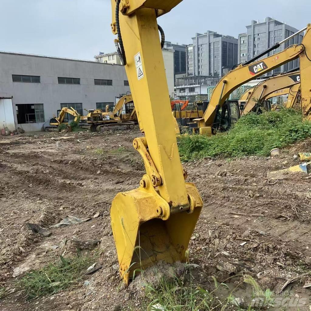 Komatsu PC 60 Excavadoras de cadenas