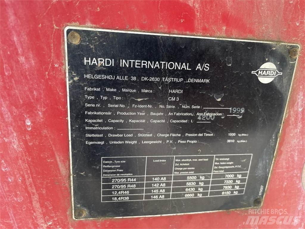 Hardi CM 3 Pulverizadores arrastrados