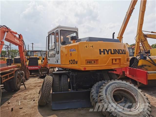 Hyundai R130WD Excavadoras de cadenas