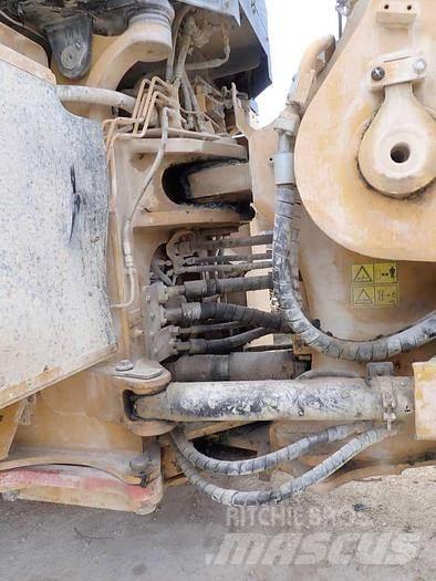 CAT 988K Cargadoras sobre ruedas