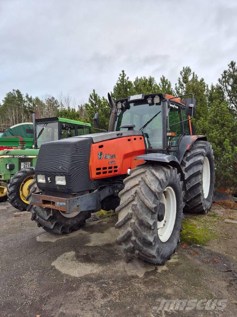 Valtra 8550 Tractores