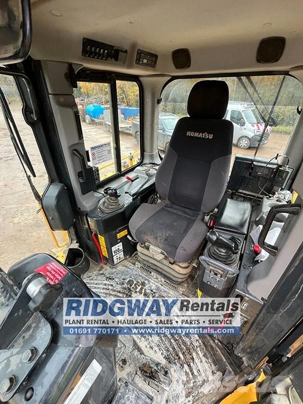 Komatsu D 65 PXi-18 Buldozer sobre oruga