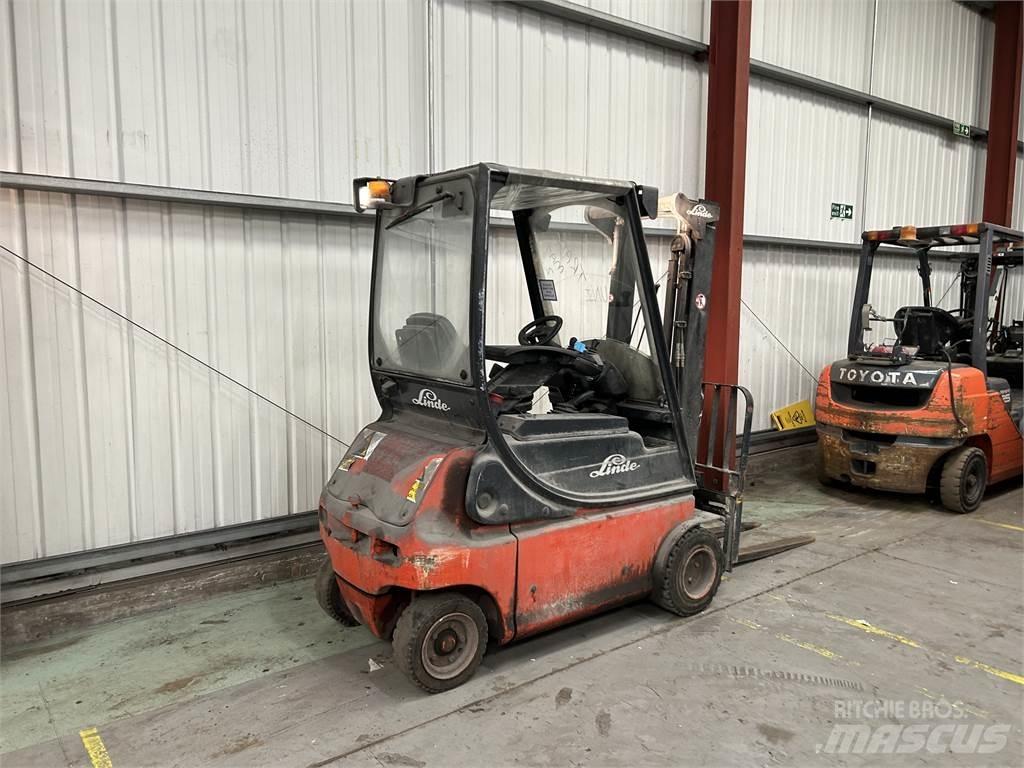 Linde E18P-02 Carretillas de horquilla eléctrica
