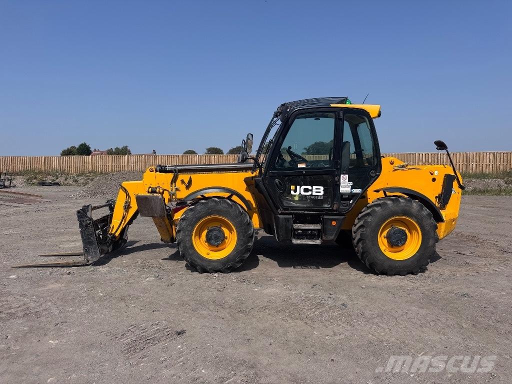 JCB 540-140 Carretillas telescópicas