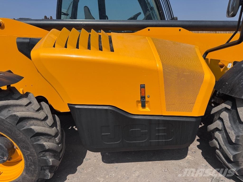 JCB 540-140 Carretillas telescópicas