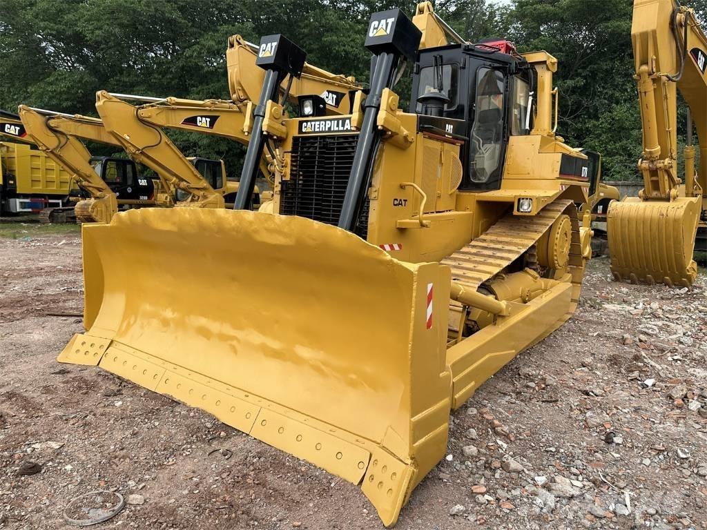 CAT D 7 R Buldozer sobre oruga