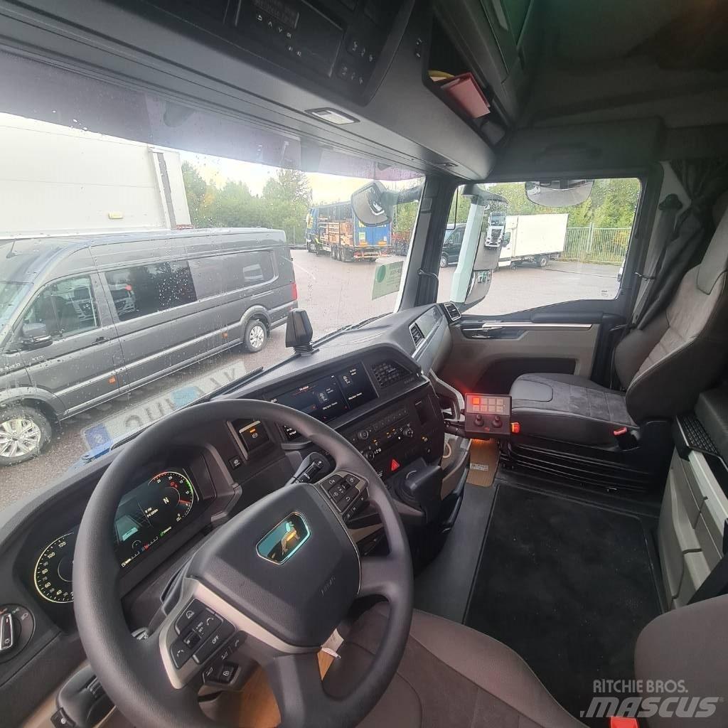 MAN TGX 35.510 8x4-4 Camiones bañeras basculantes o volquetes