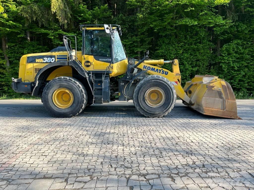 Komatsu WA 380-8 Cargadoras sobre ruedas
