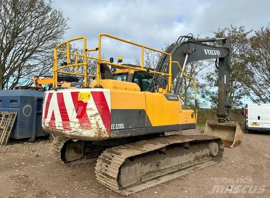 Volvo EC 220 DL Excavadoras de cadenas