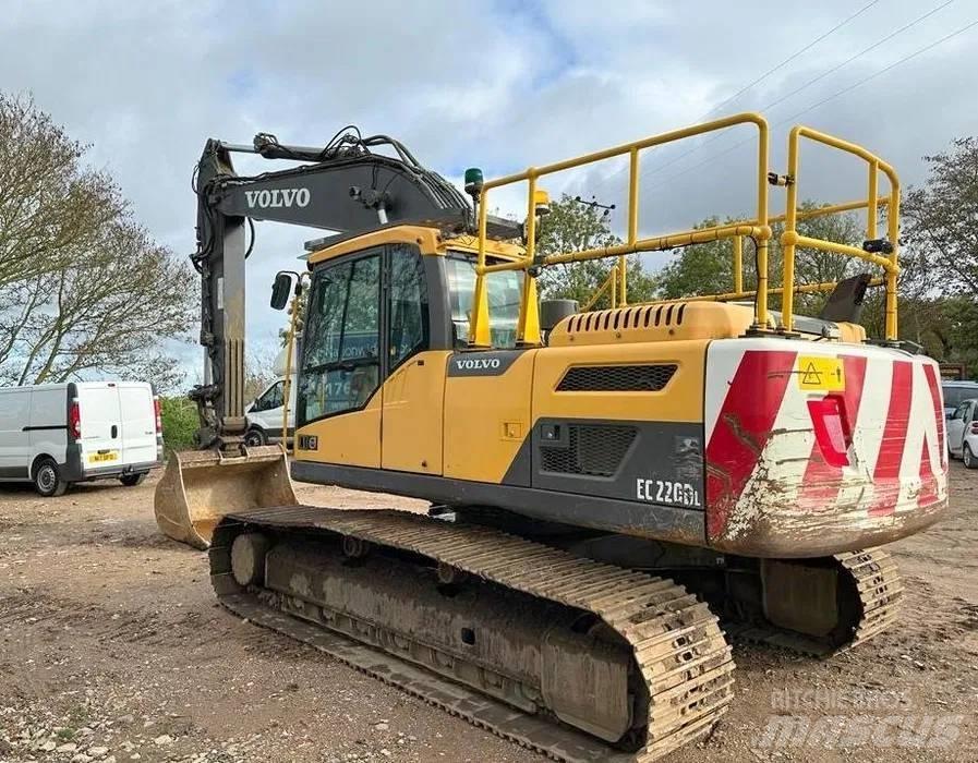 Volvo EC 220 DL Excavadoras de cadenas
