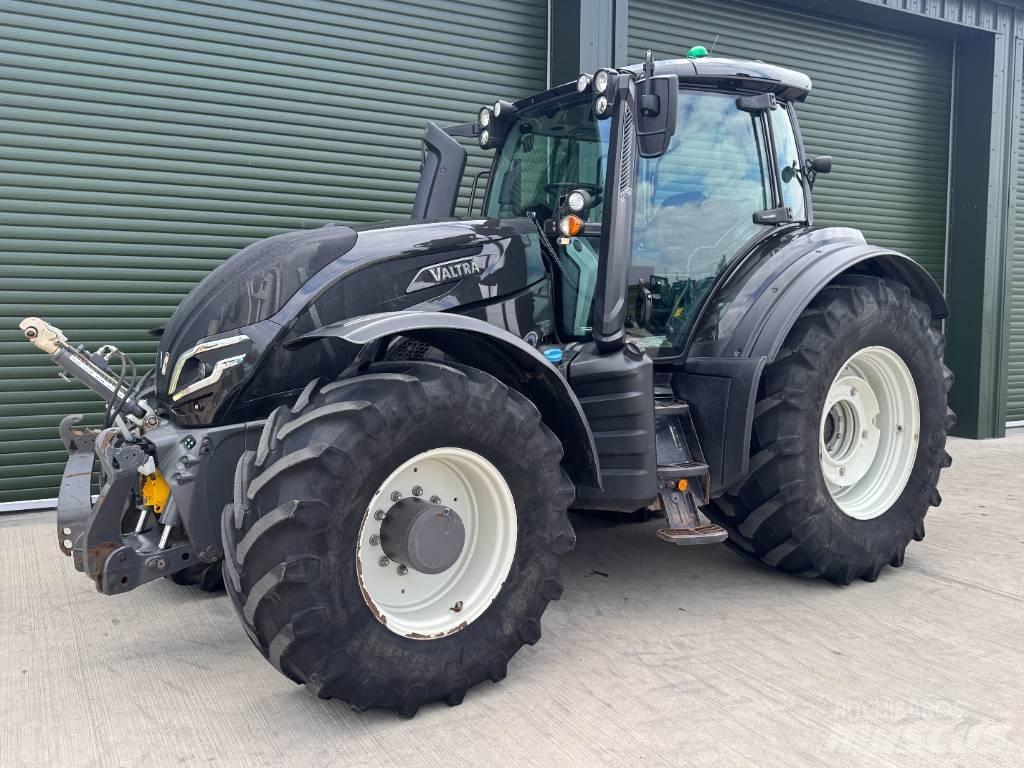 Valtra T 235 Direct Tractores