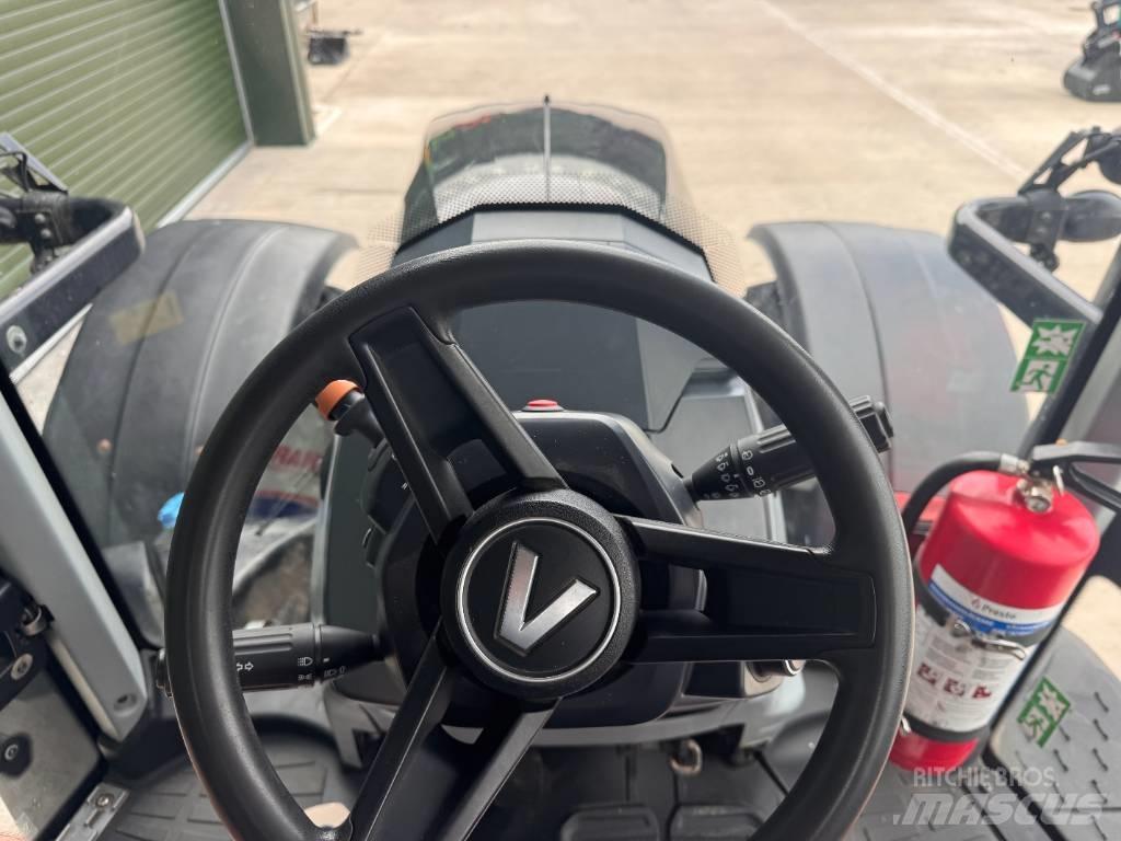 Valtra T 235 Direct Tractores
