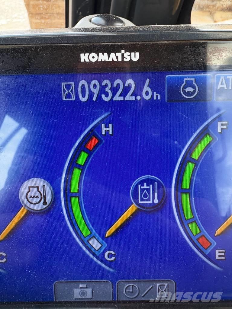 Komatsu PC 138 US Excavadoras de cadenas