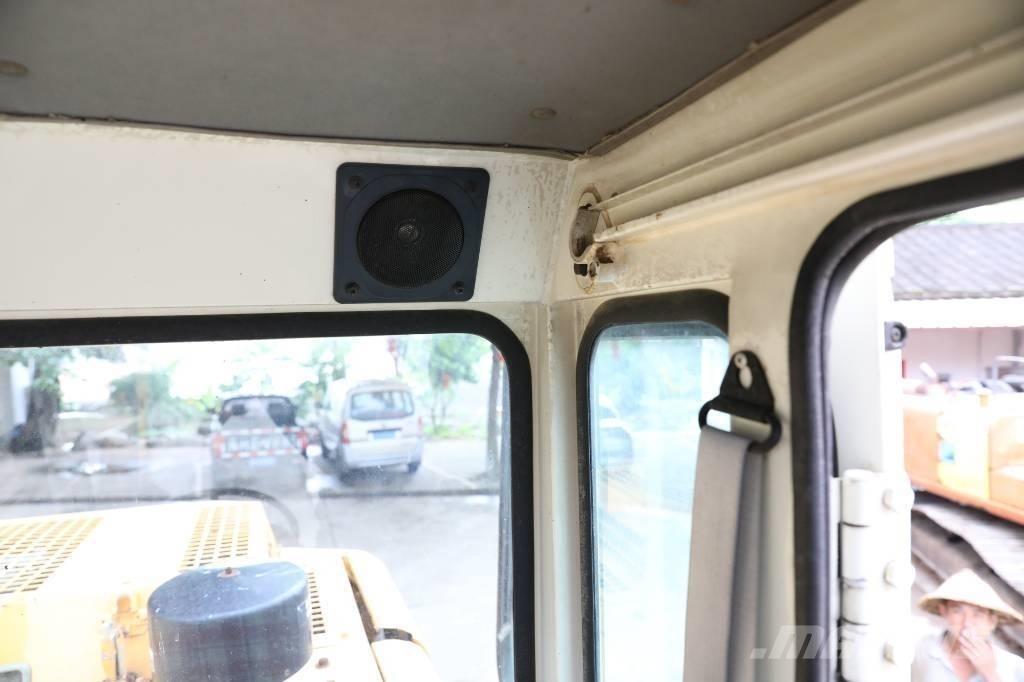 Hyundai Robex 130 W Excavadoras de ruedas