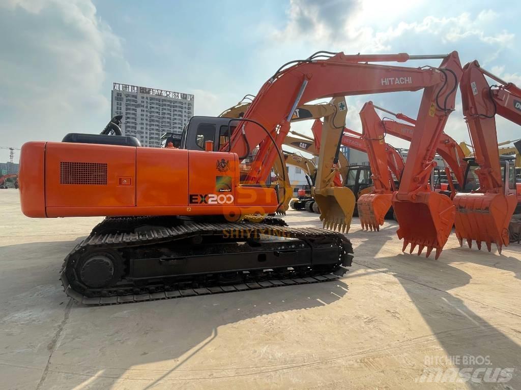 Hitachi EX 200-5 Excavadoras de cadenas
