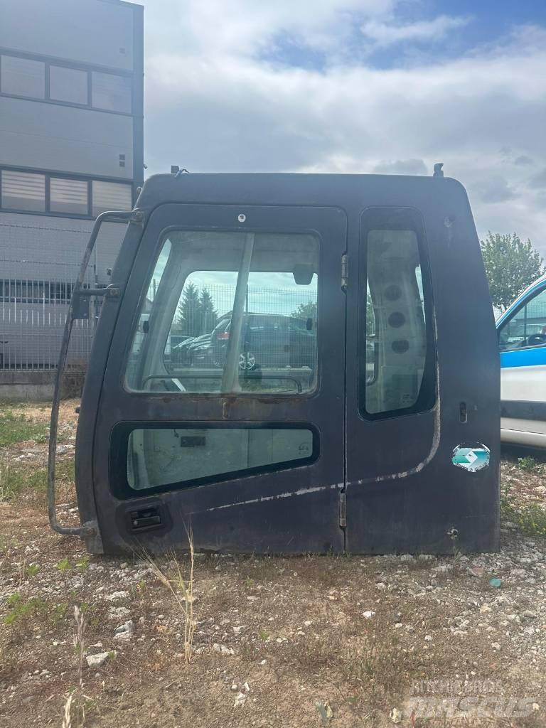 Hyundai 320 LC7A Excavadoras de cadenas