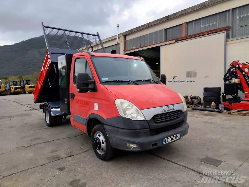 Iveco Daily 35 C 13 Camiones bañeras basculantes o volquetes