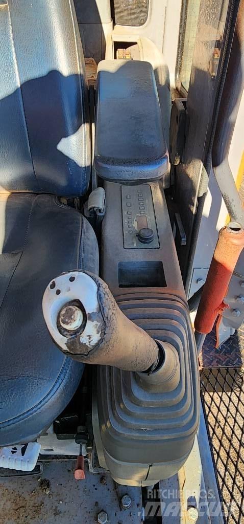Hitachi ZX 225 USR Excavadoras de cadenas