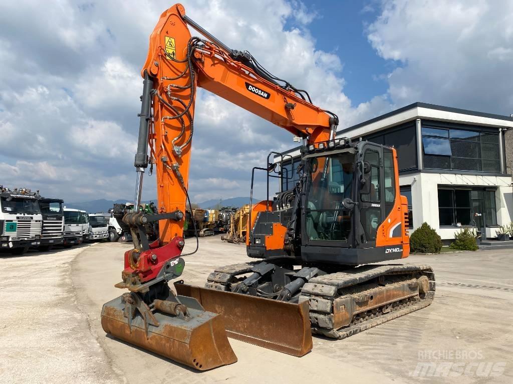 Doosan DX 140 LCR-5 Excavadoras de cadenas
