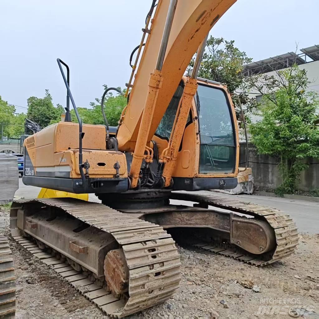 Hyundai Robex 220-9 Excavadoras de cadenas