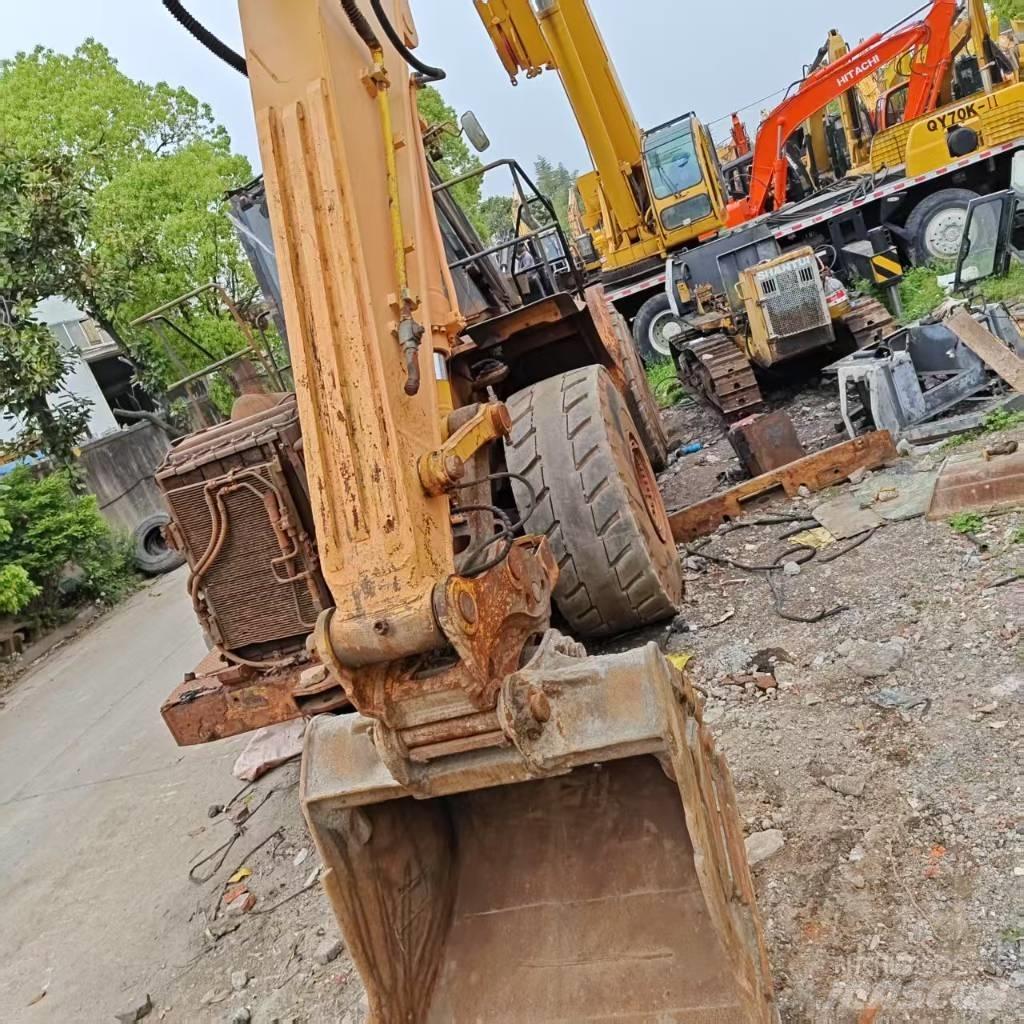 Hyundai Robex 220-9 Excavadoras de cadenas