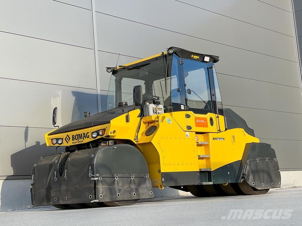 Bomag BW 28 RH Rodillos sobre neumáticos