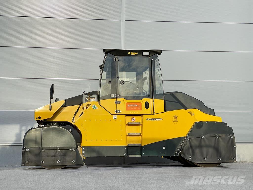 Bomag BW 28 RH Rodillos sobre neumáticos