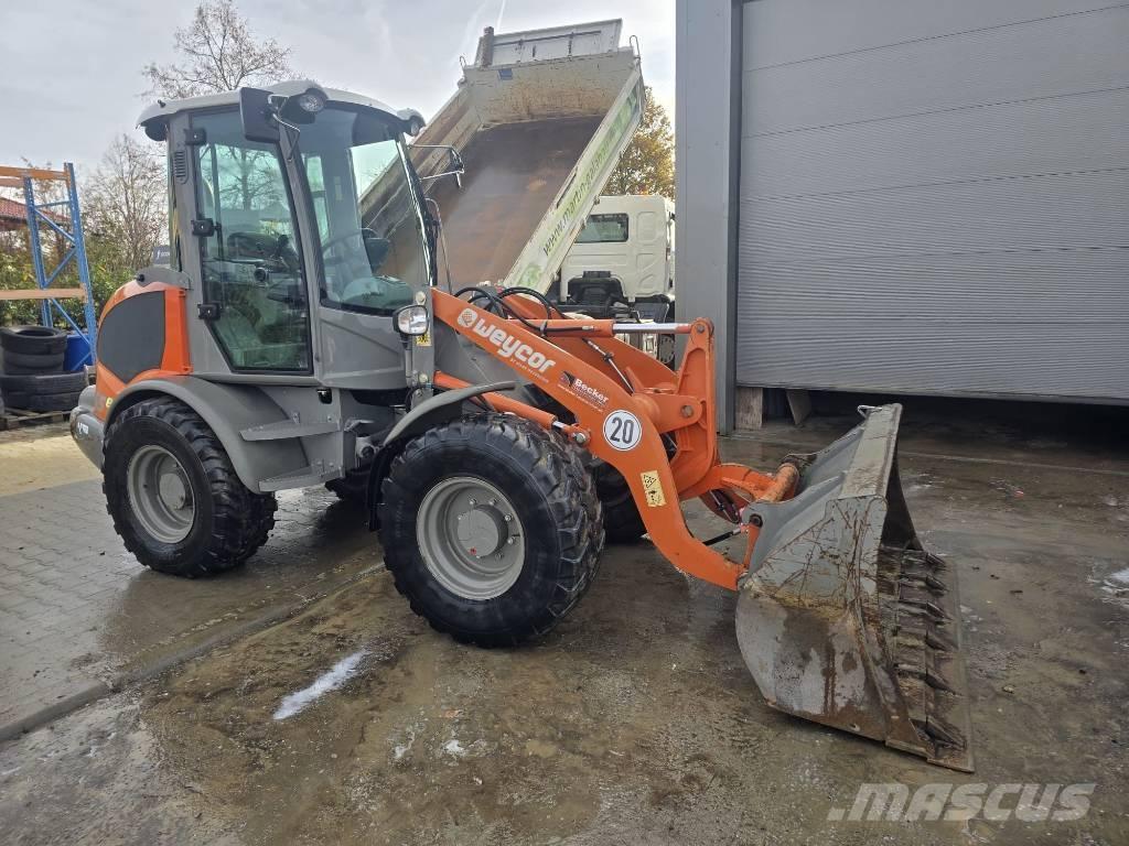 Atlas AR 65 Cargadoras sobre ruedas