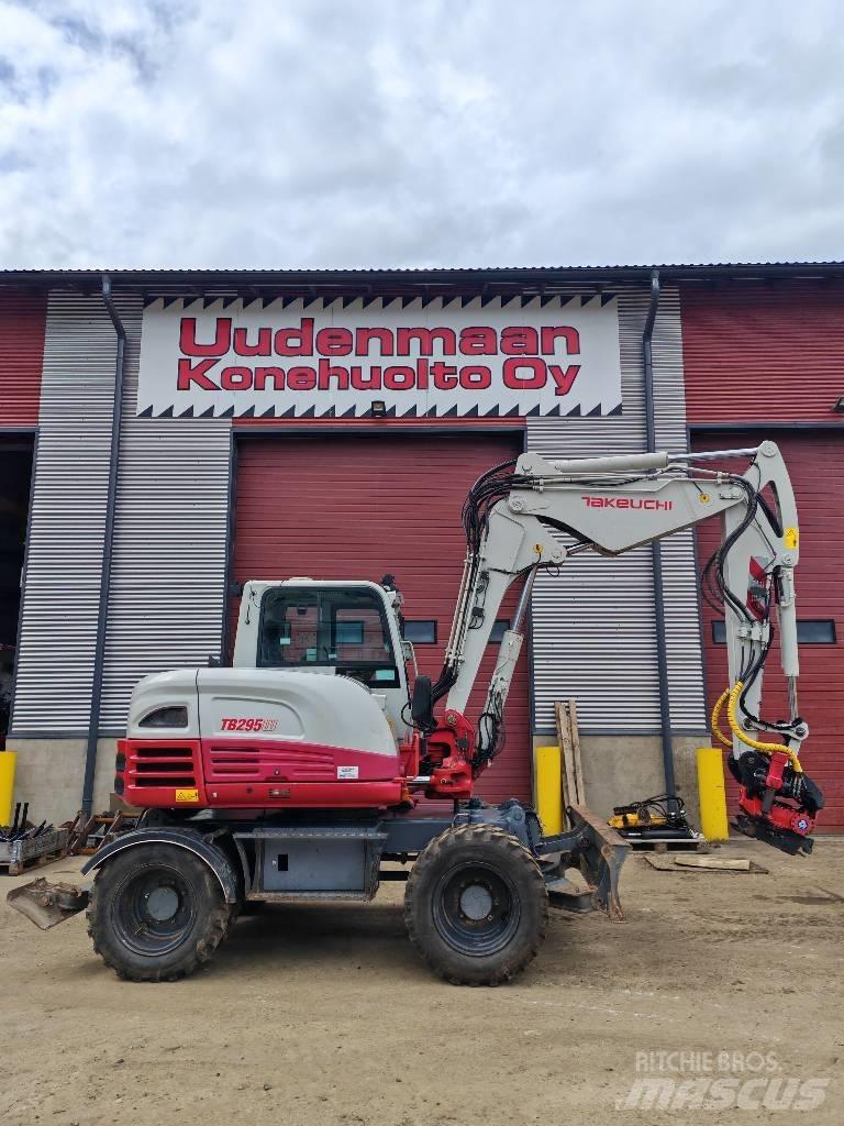 Takeuchi TB295W Excavadoras de ruedas
