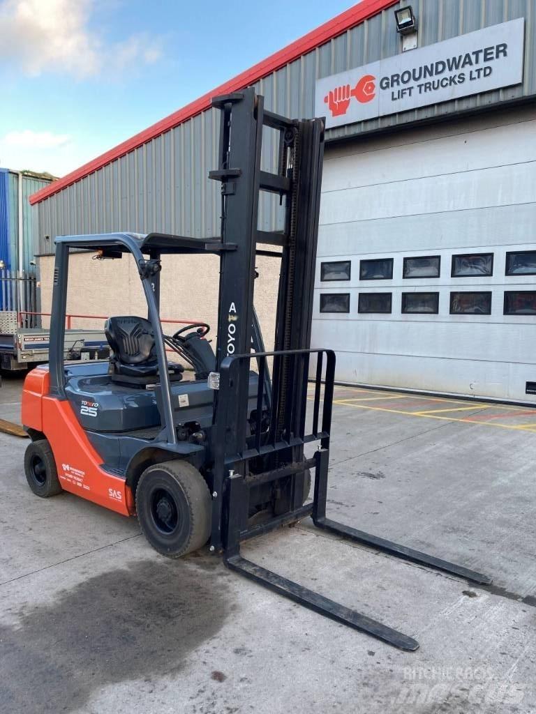 Toyota 02-8 FDF 25 Carretillas diesel