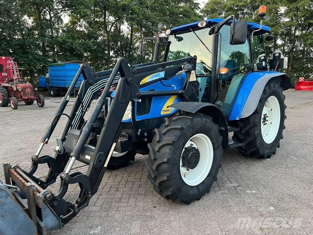 New Holland T 5050 Tractores