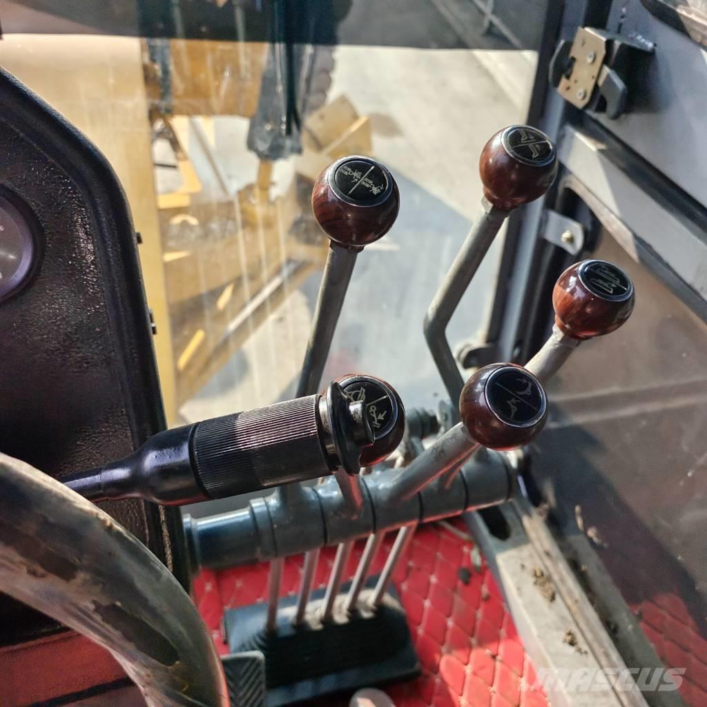 CAT 140 H Motoniveladoras