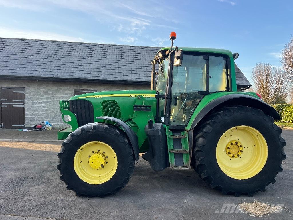 John Deere 6820 Tractores