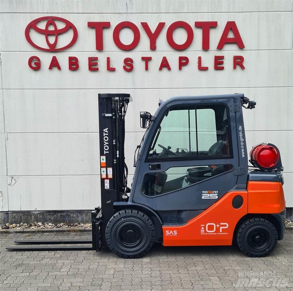 Toyota 02-8FGF25 Carretillas LPG