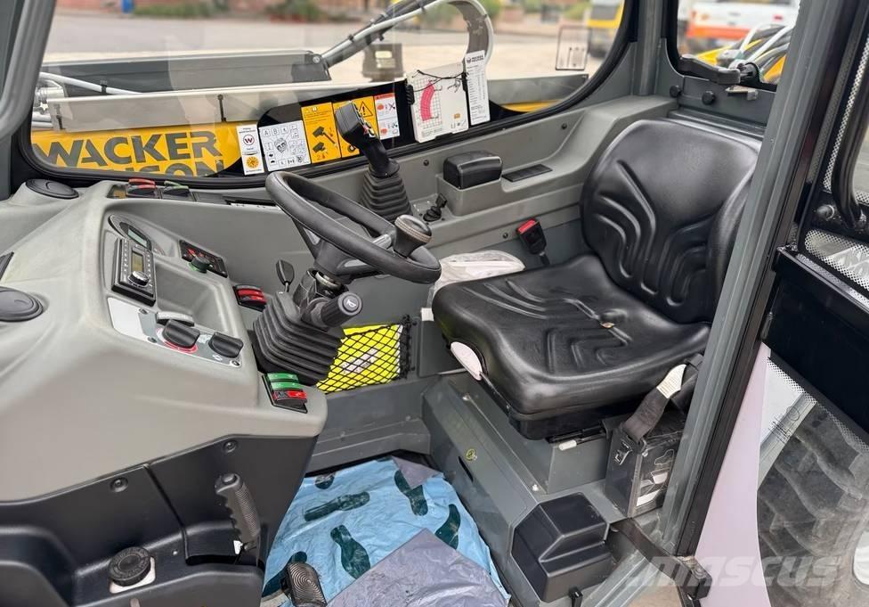 Wacker Neuson TH 522 Carretillas telescópicas