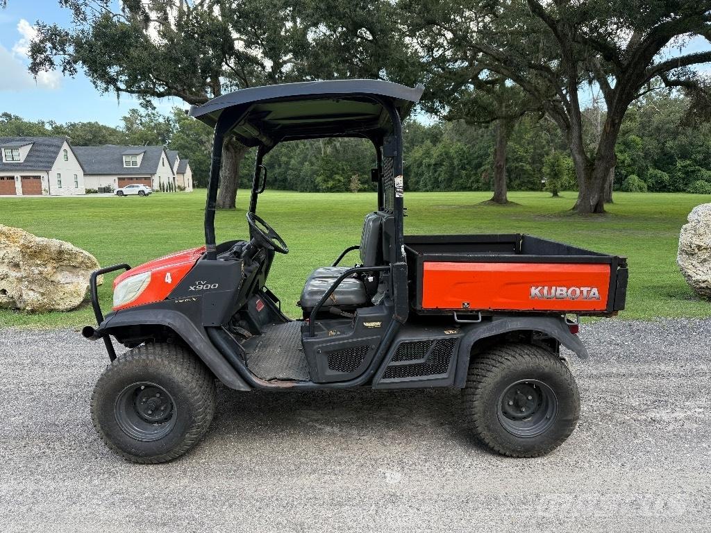 Kubota X900 Maquinaria para servicios públicos