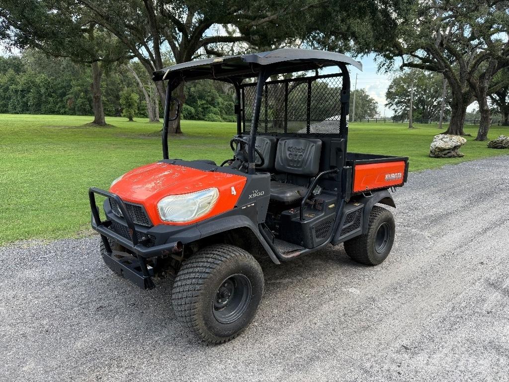 Kubota X900 Maquinaria para servicios públicos