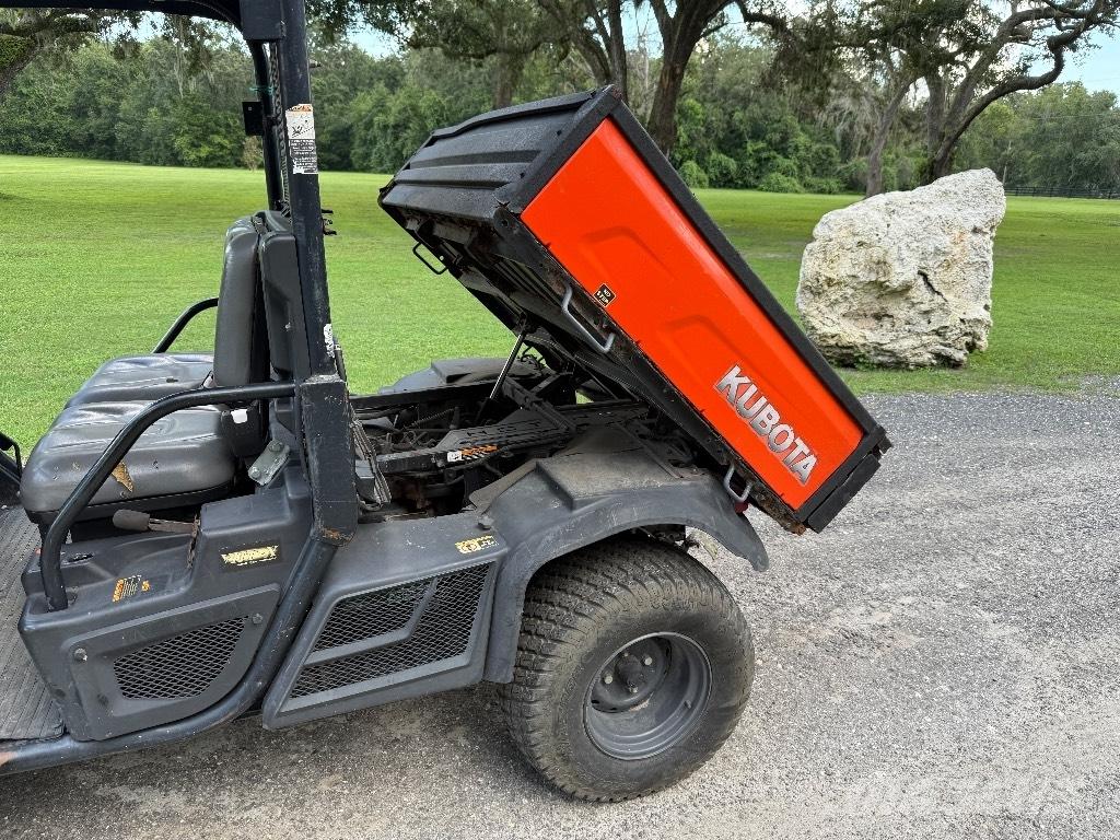 Kubota X900 Maquinaria para servicios públicos