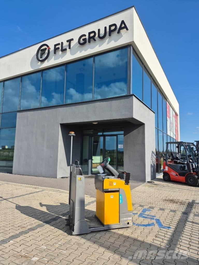 Jungheinrich EZS 130 Cabeza tractora