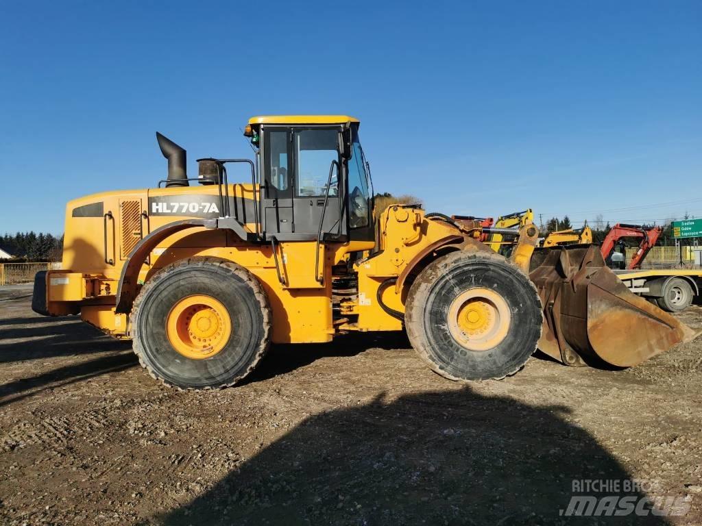 Hyundai HL 770-7 A Cargadoras sobre ruedas