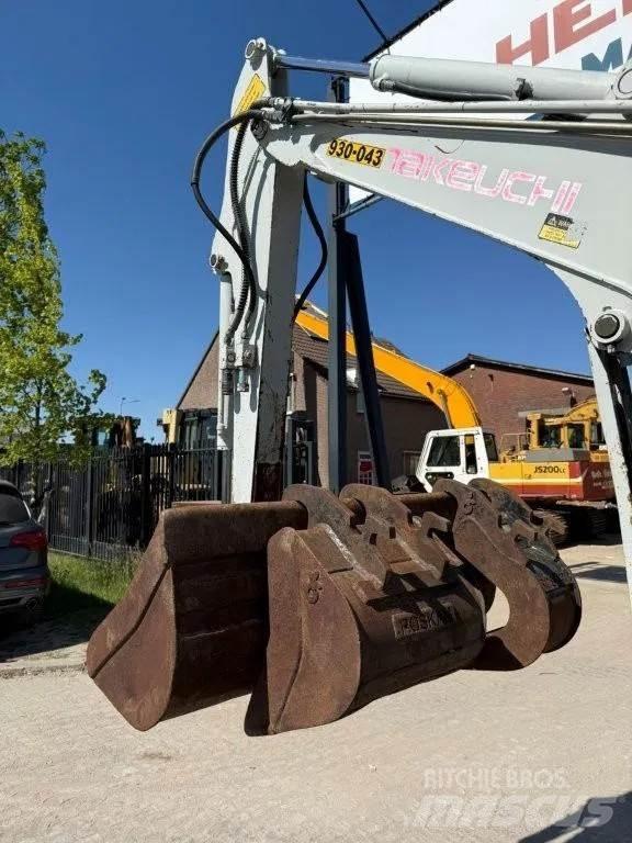 Takeuchi TB125 Mini excavadoras < 7t