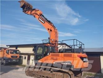Doosan DX 300 LC Excavadoras de cadenas