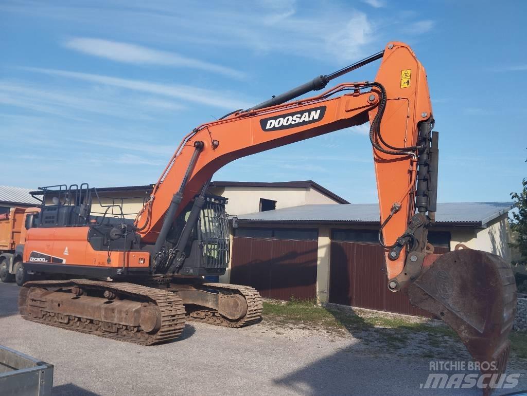 Doosan DX 300 LC Excavadoras de cadenas