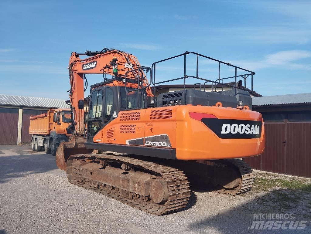 Doosan DX 300 LC Excavadoras de cadenas